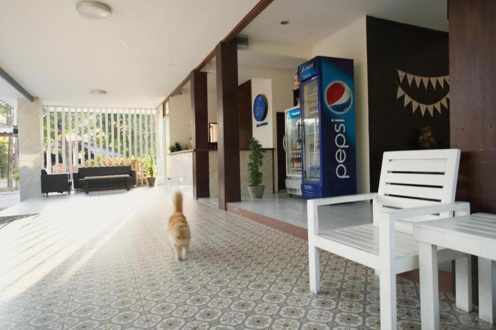 Deejai Hotel Si Racha Esterno foto