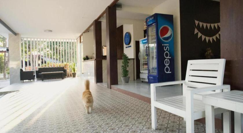 Deejai Hotel Si Racha Esterno foto